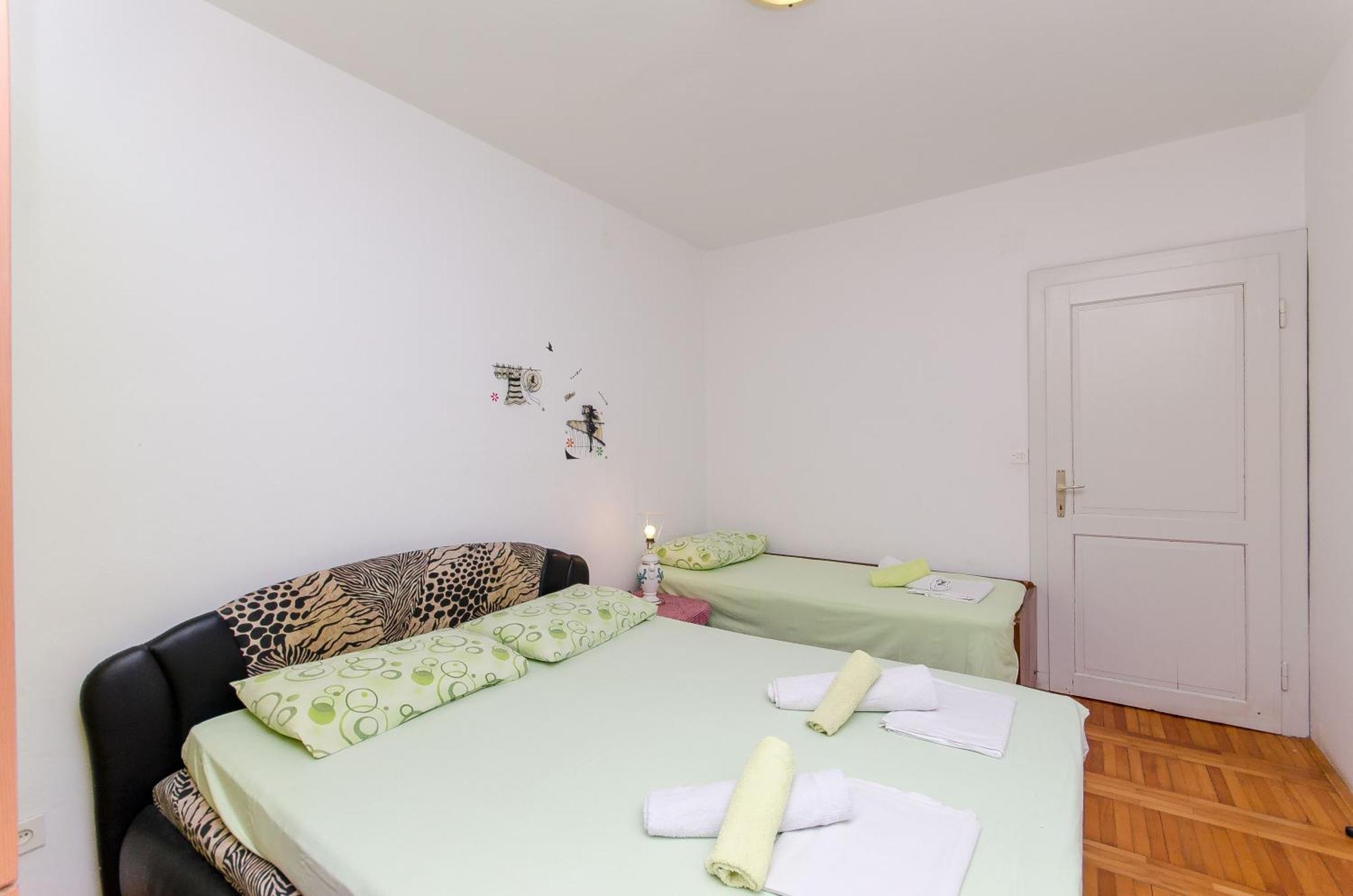Apartments Martino Stomorska Kültér fotó