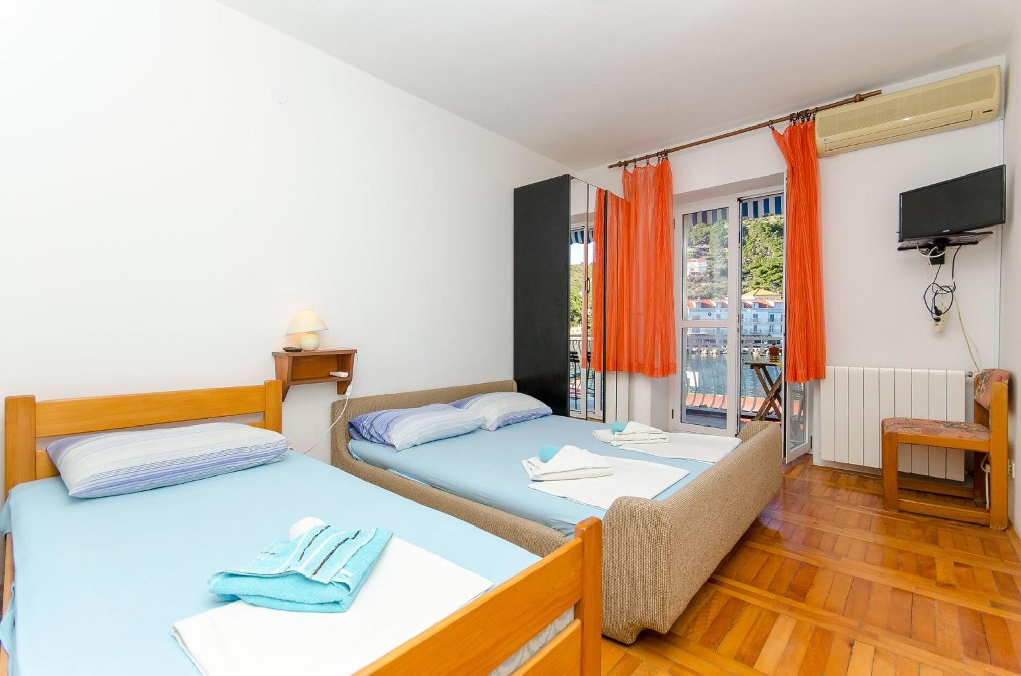 Apartments Martino Stomorska Kültér fotó